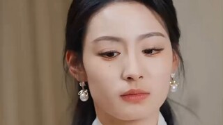 Si anak orang kaya yang bangkrut terperangkap dalam kekacauan pernikahan, rahasia tanda lahir merah,