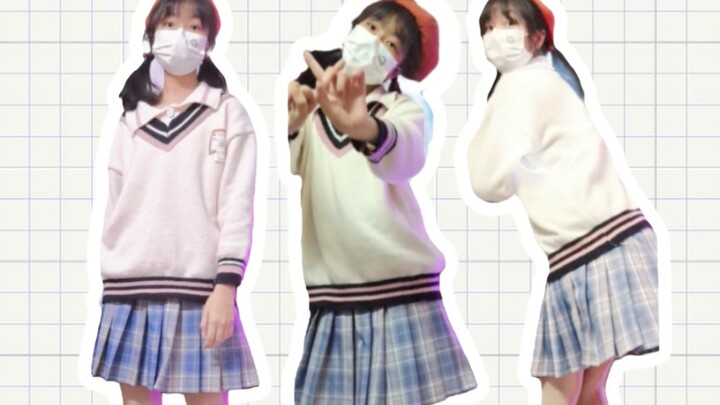 I'm sorry when a high school girl dances so cuteớ ₃ờ