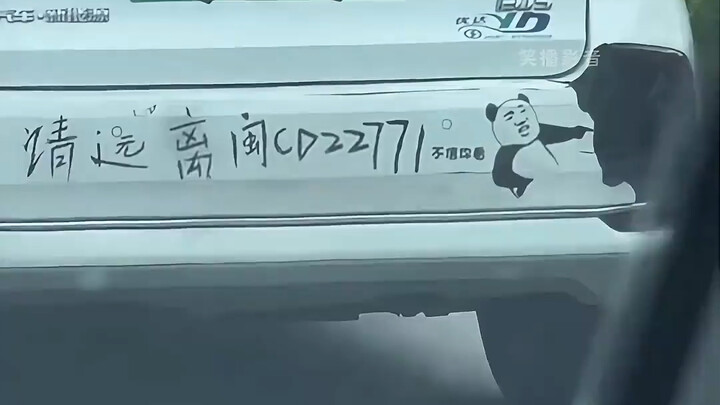 Những tấm dán xe hài hước gặp trên đường, chắc chủ xe nào cũng vui tính lắm nhỉ?