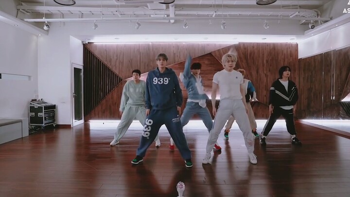 【ASTRO pertama di Korea】210409 ASTRO ONE versi ruang latihan tari