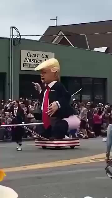 "ترامب الذي نال قلوب الناس بعمق"