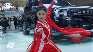 当中国武术 “闯入” 上海车展奇瑞展台，真功夫与黑科技的相遇，太绝了！随手惊呆5000个国际友人！