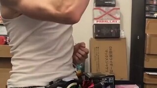 Người nước ngoài hóa thân thành Kamen Rider Ji Fox
