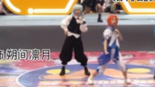 【es】 نكتة مضحكة عن رقصة الحليب