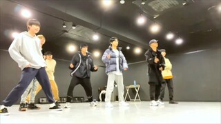 【ENHYPEN】สองแฟนคลับฟินสุดๆ!? คู่จิ้นกลับมาโคแลบอีกแล้ว! เวอร์ชันห้องซ้อมของ Fu Ren กับเพลง Crown มาแ