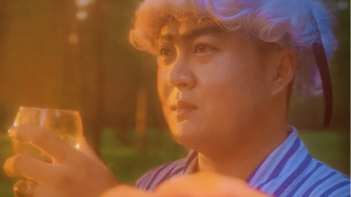 Cốc trà sữa đầu tiên của mùa thu