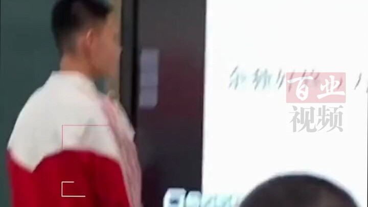 ครูตรวจท่องหนังสือแบบกะทันหันวินาทีก่อน แต่วินาทีถัดมากลับ……