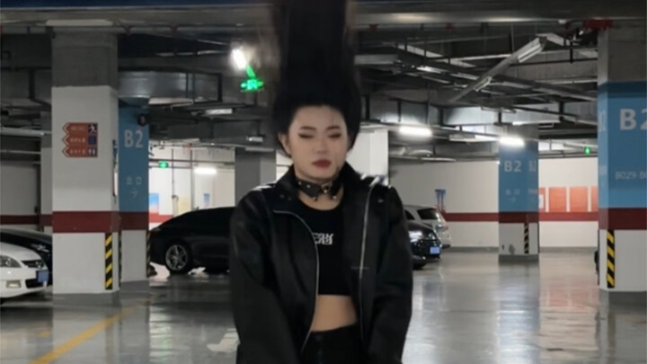 ฮยอนอา - เปลี่ยนท่าเต้นโดย yuli ｜ เพลงเดบิวต์สุดยอดเยี่ยม!