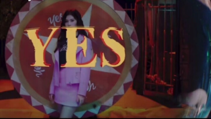 TWICE hits the hit song