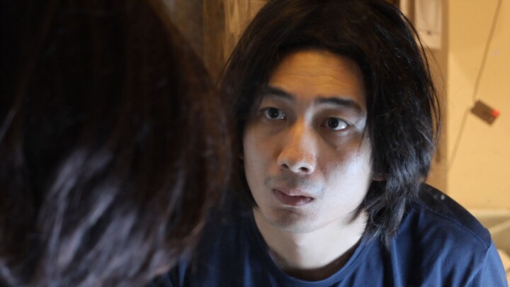 Bạn nên nhập vai đến cùng.