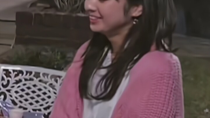 [Jeongguk] He confirmed it himself!! She really looks a lot like Shim Hyung-tak’s fiancée.