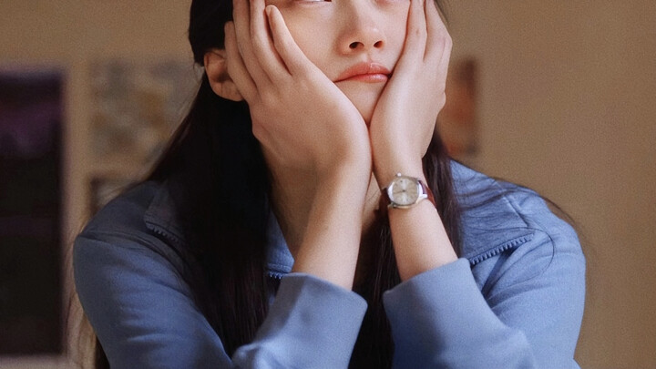 Her little details are done exceptionally well—her tears really tug at your heart, wiping them away 