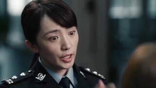 The narcotics squad captain arrests a criminal—only to find it's his own daughter!