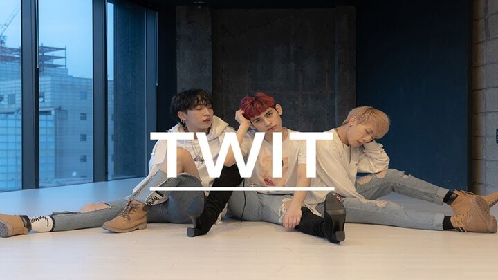 【เอ็ดดี้】สามหนุ่มหล่อเต้นเพลง 【Hwa Sa-TWIT】