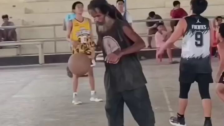 kung dilang to na baliw galing yata nito mag laro mala curry