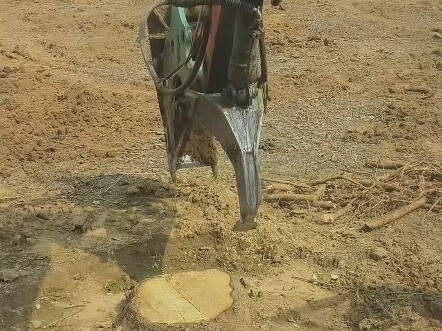 Menggali satu lubang seharga 5 yuan, hari ini kembali mendapat 2000