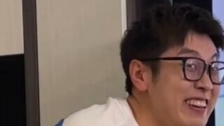 นี่สามีโง่ๆของคุณเหรอ?