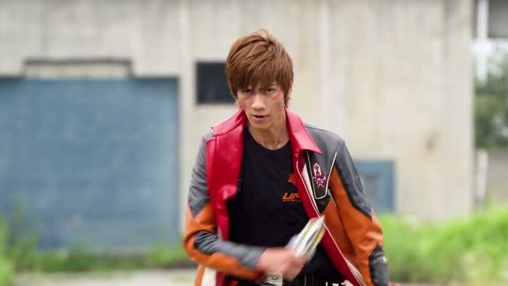 In the finale, you need to transform into a more handsome person. Taiga, why are you so careless?