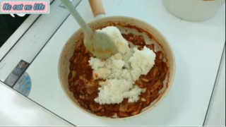 Cơm trứng trộn ớt, mì hộp xúc xích phần 2 #mukbang