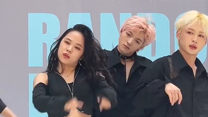 The ddd high heels version is here. Thank you for liking the complete straight shot.