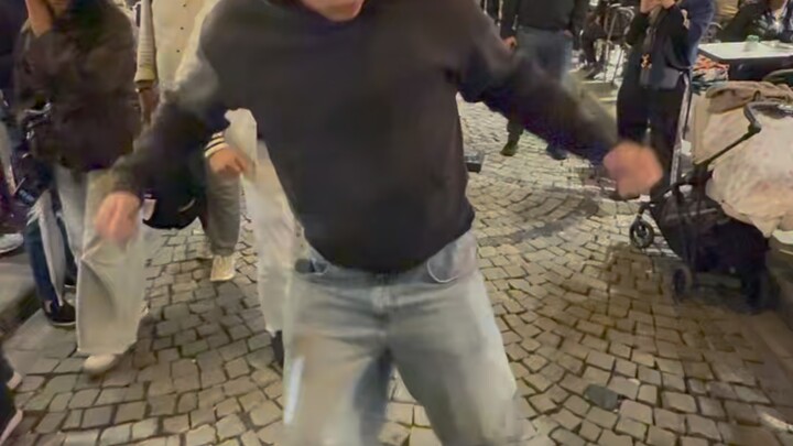 German audio guy Simon Tojoki #Dance #Tojoki #Backflip #Trending
