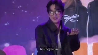 Rabin dancing Daleng dale galing mo talaga sumayaw parang bts talaga 🥰