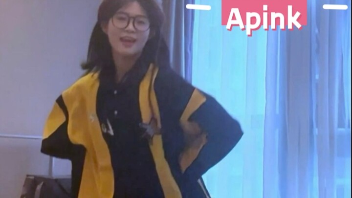 Mr. Chu is suitable for all seasons! After dancing with a hat, his head seems to be sealed!