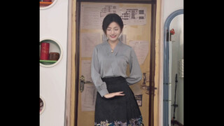 Twisting like this makes me feel like my hips are about to shatter!