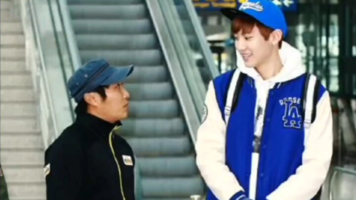 Park Chanyeol｜Help, how big is this guy?