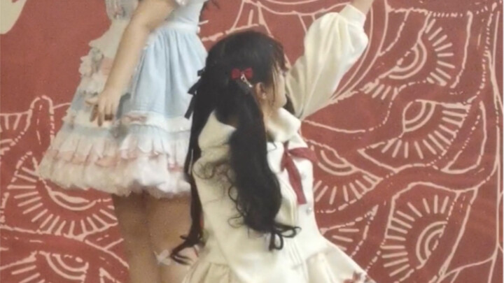 [Caressing and caressing] When you have a girlfriend who likes house dancing