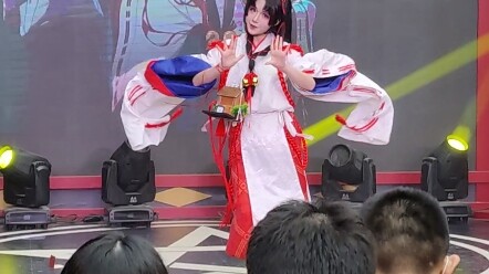 广州奥妙祭小缘跳舞
