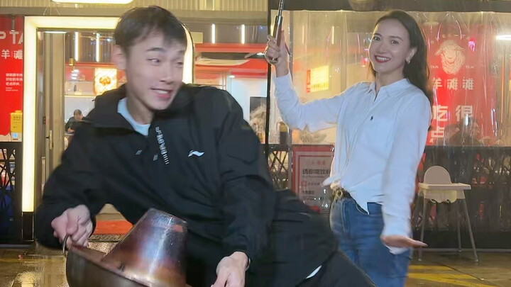 老板娘扭的真好看