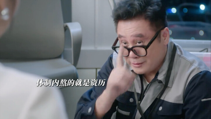 سماع حديث العم يعادل قراءة كتاب لمدة عشر سنوات.