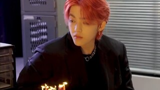 240725 سيفينتين تشوي سونغتشول S.COUPS يوم سيفينتين السعيد صندوق عيد الميلاد النسخة 4 محطة صفر