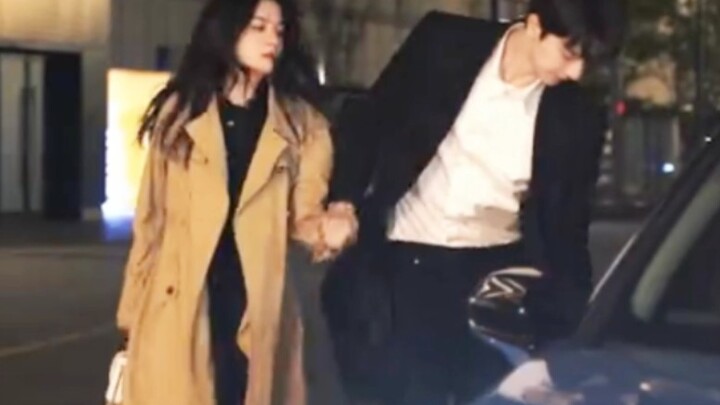 Holy crap! There actually is a modern romance drama that nails the tension between the leads!