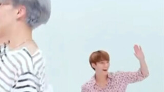 Seventeen's Gait Reveals Personality