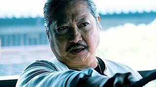 为了能做黑大哥的义子，小伙真的是拼了。