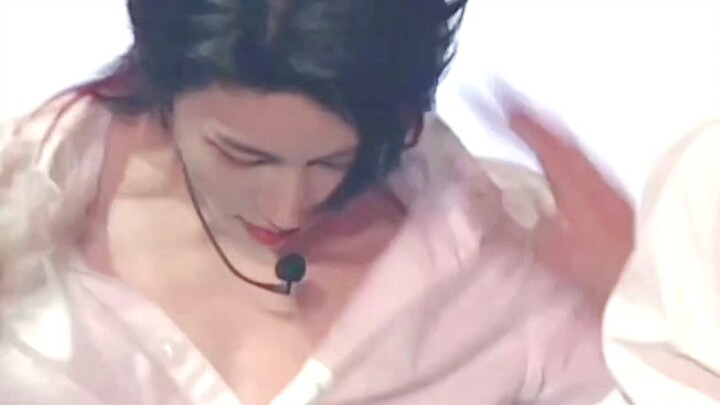 สุดยอด! ทำไมการเต้นนี้ถึงได้ลื่นไหลขนาดนี้【ซูหมิงหาว】