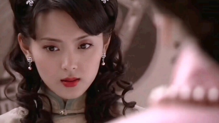 This is what it means to be willful, smart and vicious. She looks like a white flower, but she acted