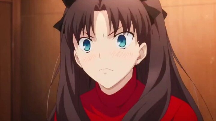 Toosaka Rin awalnya enggan, tetapi akhirnya dia tetap berbaring di pelukan Shirou dan memukul dadany
