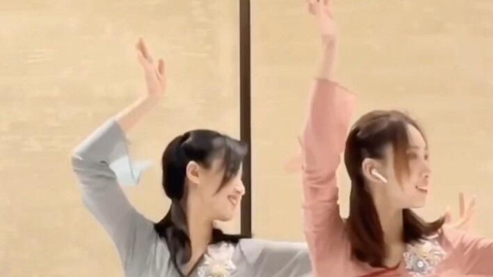 Mother and Daughter Version of Yan Wuxie