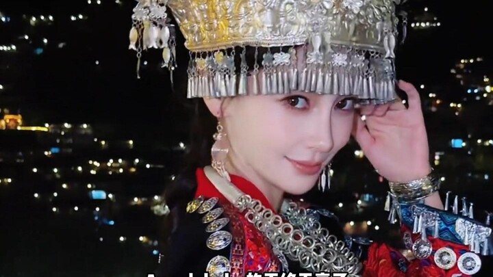 Angelababy yang sempat menghilang selama tiga tahun akhirnya kembali