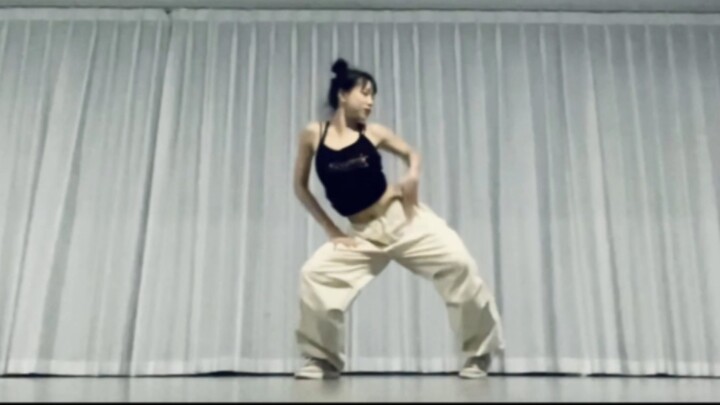 lisa taiwan menari shoong～# Dance Speed Flip