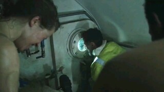 三人被困隧道，1人离奇死掉，2人为了生存展现人性的本质。