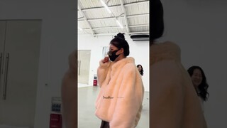 #zhaolusi Fancam Update 240203 | Lusi arrives for LoLm Livestream