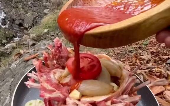 【Nhà bếp trên núi】Thịt bò xào hành tây