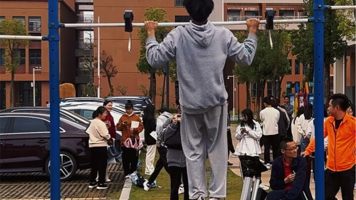 Tập hít xà quá ít, cao thủ đừng ném đá nhé!