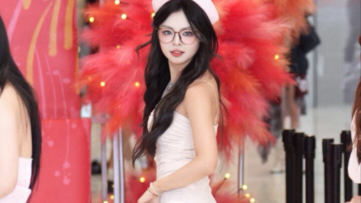 AoA tóc ngắn cover nhảy || Đã đến rồi, đã đến rồi, các bạn thân mến ơi!