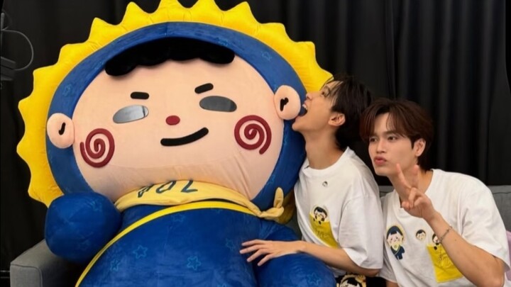 【juniormark】Maggie: Lúc đầu ai đã lừa tôi rằng sinh con trai sẽ giống mẹ vậy?! (*'へ'*)
