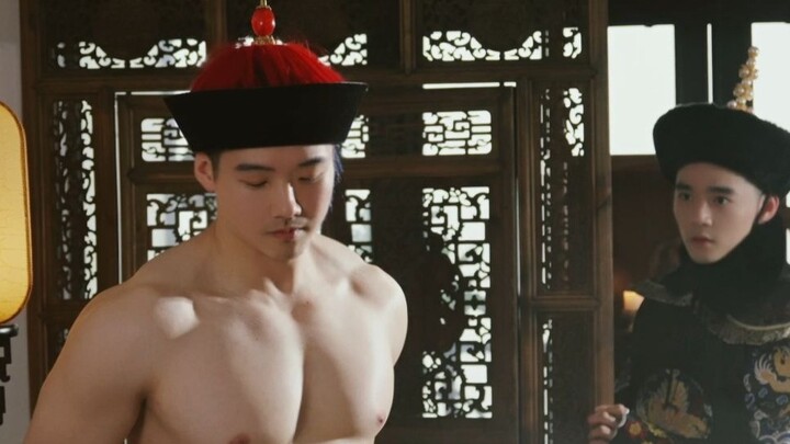 เจ้าชายแอบดูองครักษ์กล้ามโตกำลังอาบน้ำจริงเหรอ? หลังจากที่ถูกค้นพบ...